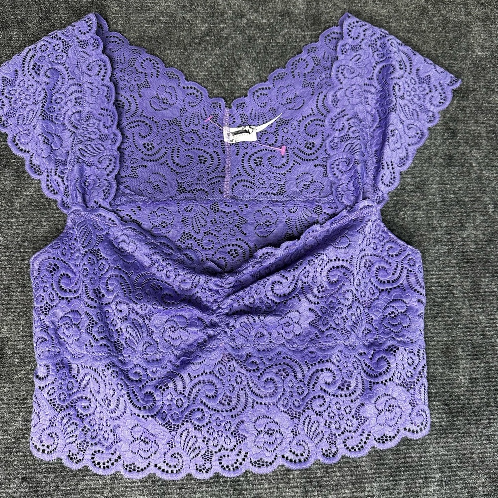 Free People Intimately Lace Crop Size M NWOT